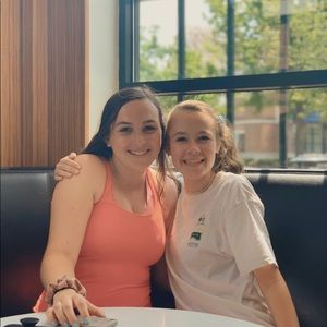 Meet your Posher, Elisabeth